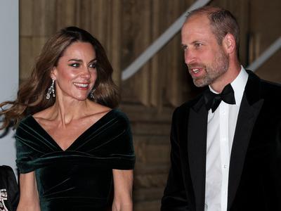 William in Catherine prvič po dveh letih spet skupaj na rdeči preprogi