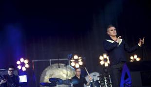Previdno na ljubljanskem letališču: Morrissey ne prenese spolnega nadlegovanja