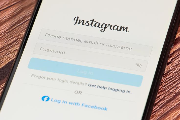 Medsebojna povezanost uporabniških računov za Facebook, Instagram in Messenger je namenjena prilagajanju prikazanih vsebin, ciljanemu oglaševanju in lažjemu deljenju objav prek različnih platform, pojasnjujejo v podjetju Meta. | Foto: Shutterstock