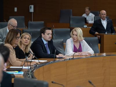 Za službena stanovanja zaprosilo 15 poslancev, najemnina od 136 do 465 evrov