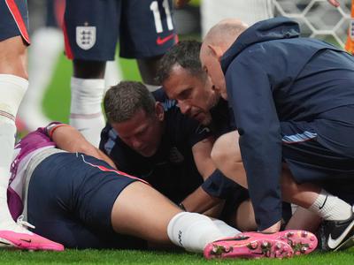 Henderson po bizarni poškodbi že končal SP