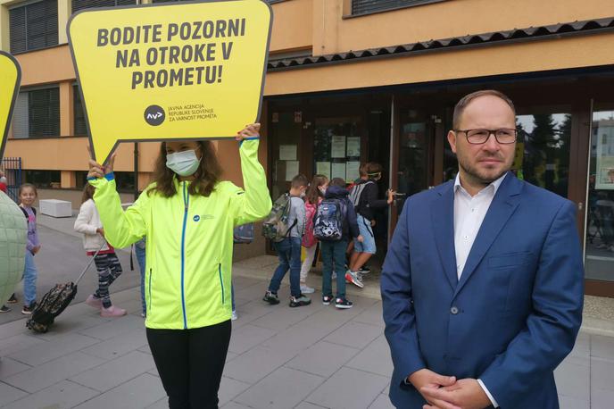 Minister Vrtovec | Začelo se je novo šolsko leto, zato je treba še posebej paziti na najranljivejše udeležence v prometu. (Na sliki: minister Jernej Vrtovec) | Foto STA