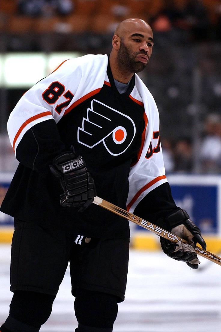 Donald Brashear je začel vsesplošni pretep. | Foto: Reuters