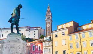 Na Hrvaškem tarnajo nad turistično sezono, v Sloveniji so zadovoljni #video