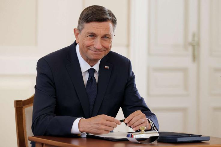 Plača predsednika Republike Slovenije Boruta Pahorja je januarja znašala 5.419,54 avra bruto. Pahor, ki mu letos poteče drugi mandat in ne more ponovno kandidirati, ne bo upravičen do posebnega dodatka, kot ga dobiva nekdanji predsednik države Milan Kučan. | Foto: STA ,
