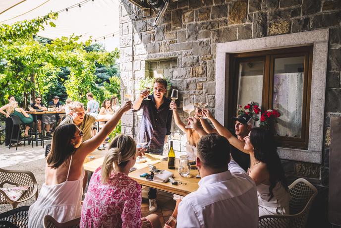 Ko kleti odprejo vrata in vino postane zgodba