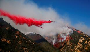 Število žrtev požara na severu Kalifornije še vedno narašča