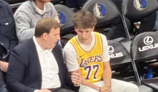 Nori prizori v Dallasu! Nadrl lastnika Dallasa, nato se mu opravičil v dresu Luke Dončića.