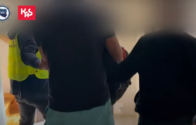 Kolaps ogromne mreže laži: Poljska takoj v akcijo, dogaja se tudi v Sloveniji