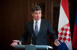 Hrvaška po pritisku znova odprla mejo za srbska vozila