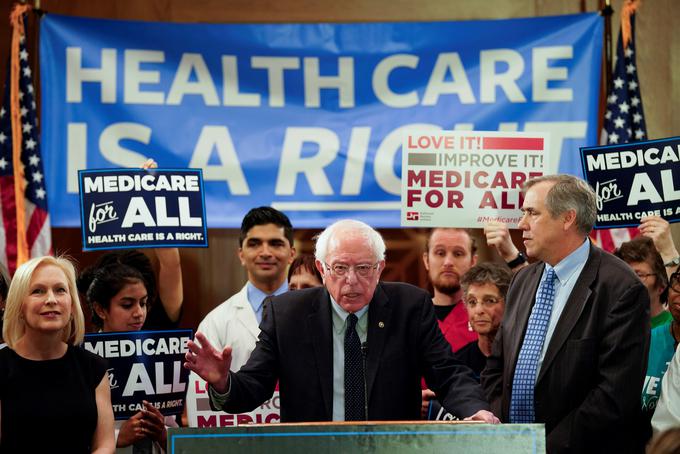 Bernie Sanders je eden redkih demokratskih kandidatov, ki govori o zdravstvenem zavarovanju za vse Američane. | Foto: Reuters