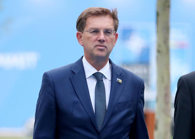 Nekdanji predsednik vlade Miro Cerar je menil, da kapitalski vložek Madžarske za slovenske davkoplačevalce predstavlja najmanjše breme. | Foto: Reuters
