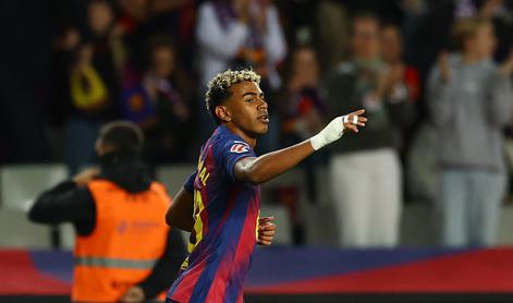 Zdesetkana Barcelona se je približala Realu na -5