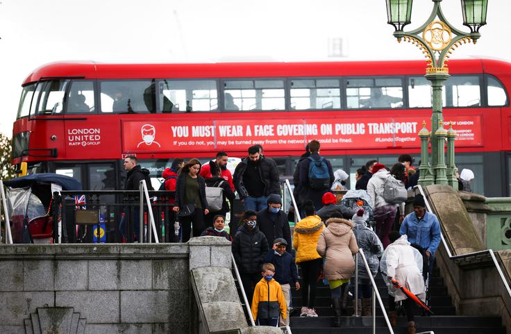 V 19. stoletju so se v London množično priseljevali Irci, konec tega stoletja so v mestu ob Temzi iz Rusije prihajali Judje. Po drugi svetovni vojni so v mesto začeli množično prihajati ljudje iz (nekdanjih) britanskih kolonij, v zadnjih desetletjih pa je bilo mesto magnet za priseljence iz drugih članic EU. | Foto: Reuters