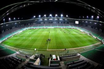 Olimpija zasenčila Maribor, a ni mogla sreče deliti z navijači