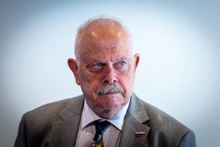 Določeni poslanci največje vladne stranke, med njimi je tudi Miroslav Gregorič, ne glasujejo vedno v skladu s stališčem poslanske skupine. | Foto: Gaja Hanuna