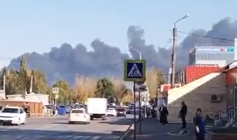 Ukrajinci napadli enega največjih ruskih petrokemičnih obratov #video