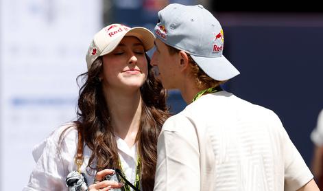 Junaka lanske zime poškodba dekleta ni odvrnila