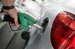Begunsko krizo bi reševal z davkom na vsak liter bencina