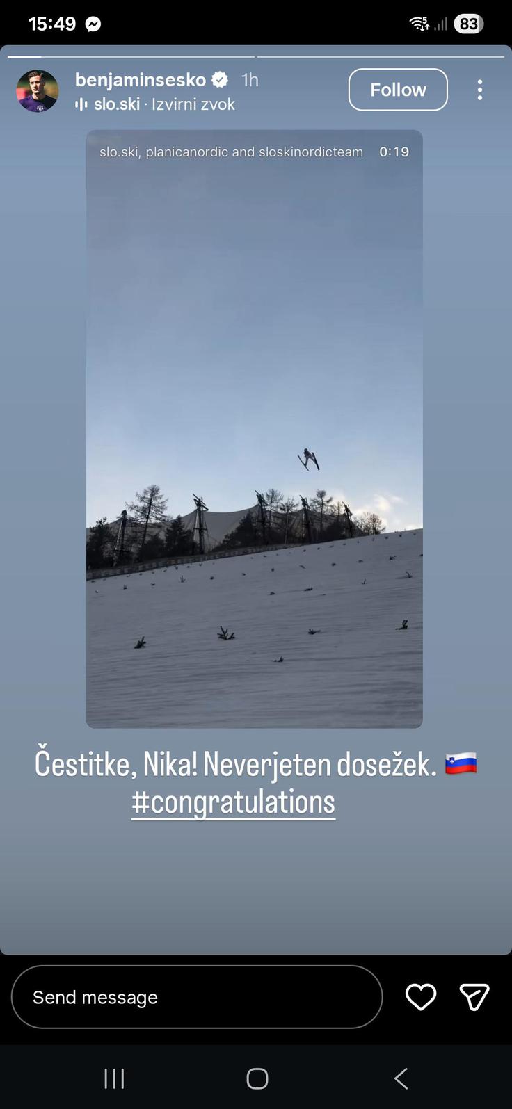 Niki Prevc je za rekordni polet čestital tudi Benjamin Šeško, ki zaradi poškodbe ne bo nastopil na tekmi proti Madžarski. | Foto: Zajem zaslona