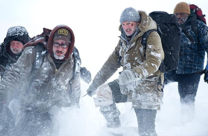 Liam Neeson z ekipo v ekstremnih razmerah. | Foto: 