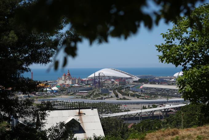 Ruski Soči je v zadnjem desetletju predstavljal zelo pomembno športno središče, v katerem je potekalo ogromno vrhunskih dogodkov. Tudi zimske olimpijske igre, svetovno prvenstvo v nogometu in dirke formula 1. | Foto: Reuters