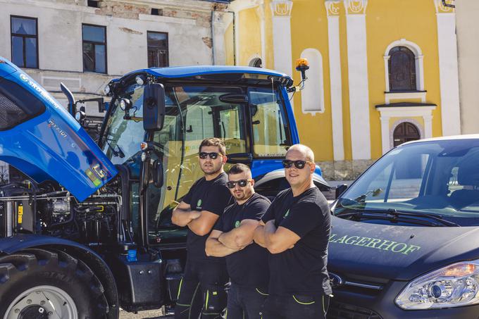 Del servisne ekipe Lagerhofa, ki je pomagala Mami Manki. | Foto: Lagerhof d.o.o.