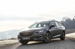 Test: opel insignia sport tourer - poslovni karavan, ki odkrito nagovarja družine