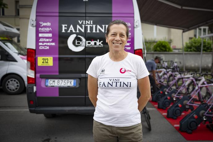 Sigrid Teresa Corneo | Na startu etape Giro d'Italia Women smo se pogovarjali z nekdanjo vrhunsko italijansko kolesarko Sigrid Corneo, ki je zadnja leta kariere nastopala v slovenskem dresu. V njem je uresničila tudi svoje olimpijske sanje. | Foto Od naše poročevalke z Dirke po Italiji za ženske