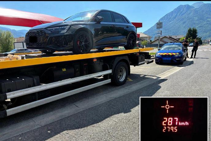 Nov rekord? Z audijem RS3 po francoski avtocesti kar 287 kilometrov na uro.