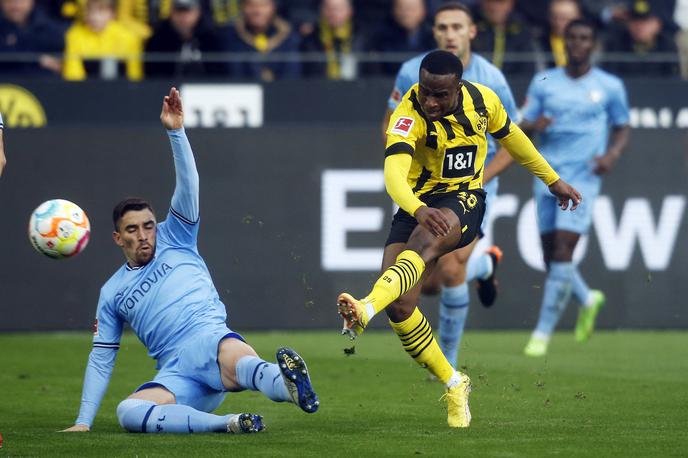 Borussia  Youssoufa Moukoko | Moukoko bo zaradi poškodbe vezi v gležnju manjkal približno šest tednov. | Foto Reuters