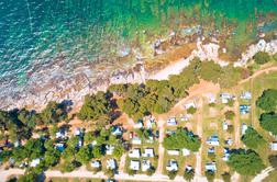 Hrvaški kampi med najboljšimi v Evropi, slovenski niso na tej ravni #video