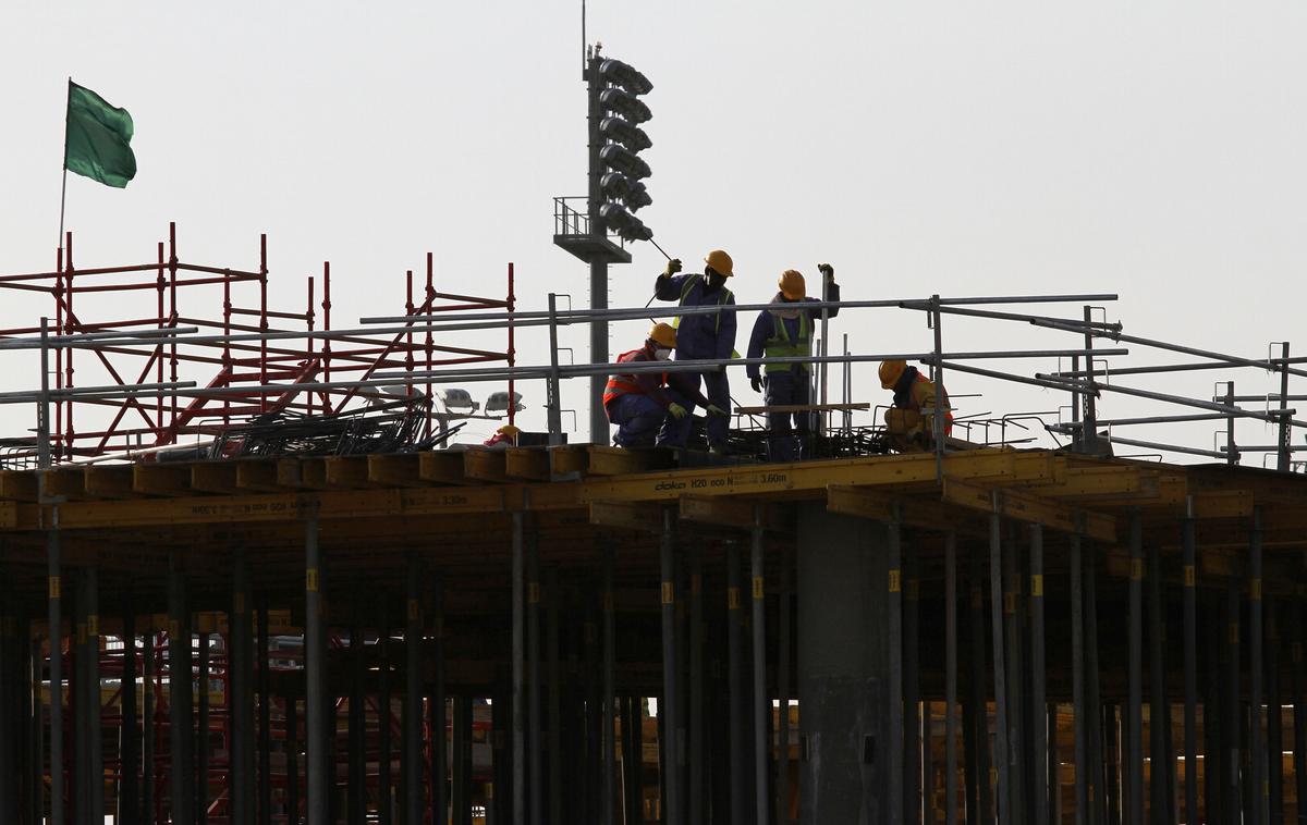 delavci, Katar 2022 | Največji padec napovedane rasti je med razvitimi državami doživela Nemčija. | Foto Reuters
