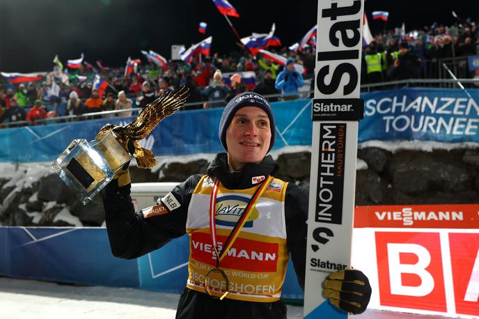 Domen Prevc, Bischofshofen | Domen Prevc je osvojil ikoničnega zlatega orla. | Foto Reuters