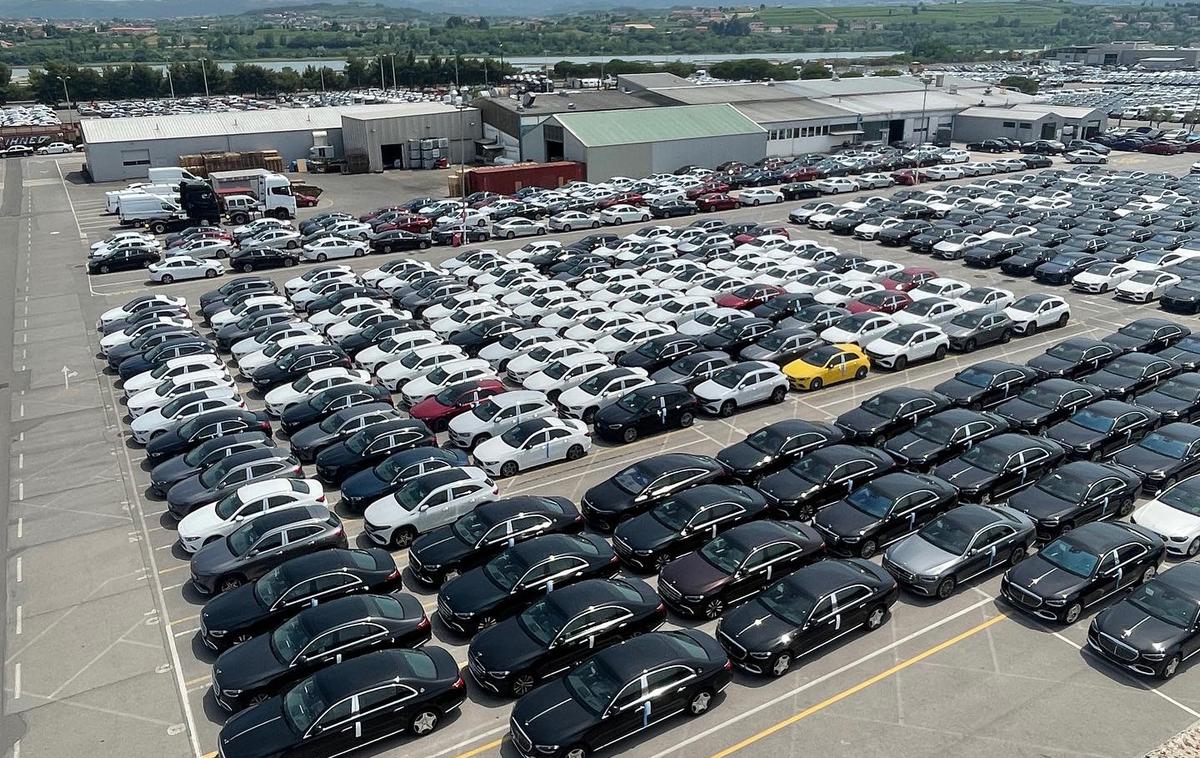 Luka Koper | Pogled na del avtomobilskega terminala v Luki Koper. | Foto Gregor Pavšič