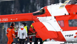 Nesrečna Švicarka po grdem padcu in težkih poškodbah takoj na operacijo