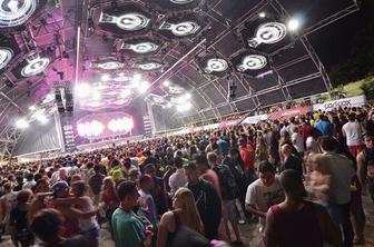 Desettisočglava množica na festivalu Ultra Europe v Dalmaciji