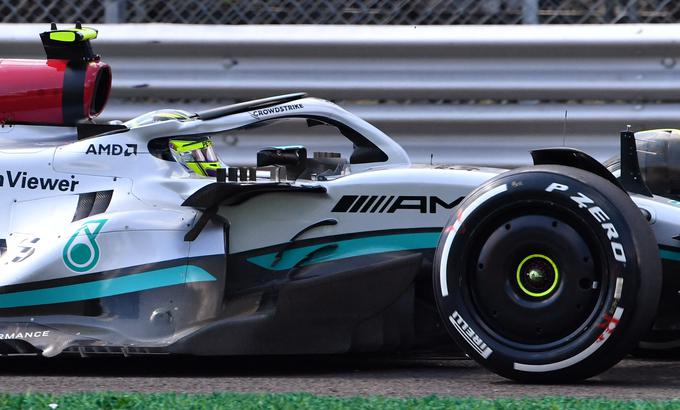 Lewis Hamilton je edini voznik v zgodovini, ki je zmagal v vsaki od sezon v formuli 1. Mu bo letos prvič spodletelo? | Foto: Reuters