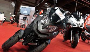 Quadro – trikolesni skuter, ki bo kmalu pridobil še četrto kolo