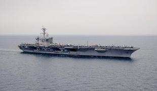 Ameriške vojne ladje bodo ostale v Perzijskem zalivu