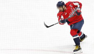 Ruski hokejski superzvezdnik do 824. gola v karieri NHL #video