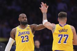 LA Lakers še enkrat z mestnimi tekmeci, Dončić in James spet vprašljiva