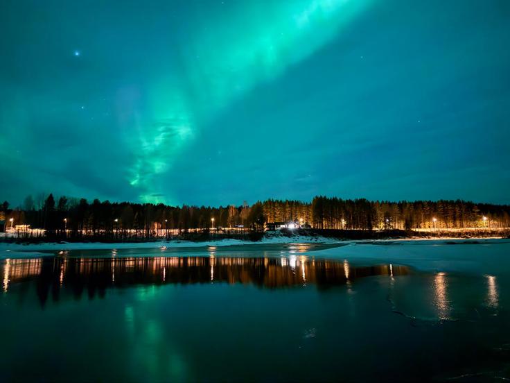 "Pri enakopravnosti med spoloma so svetlobna leta pred nami in so kritični tudi do stvari, za katere bi bili v Sloveniji recimo hvaležni." | Foto: osebni arhiv Jakoba Kvedra