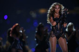 Beyonce s četrtim albumom na sodišče