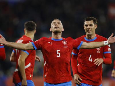 Češka nogometna zveza nogometašem ne bo izplačala premij zaradi obnašanja do navijačev