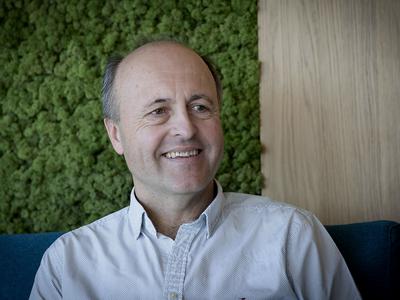Baterijski sistemi postajajo ključ do nižjih stroškov elektrike v podjetjih