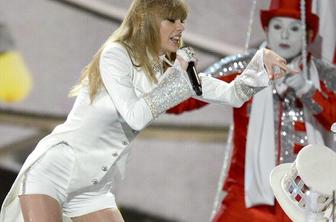 Oboževalci Taylor Swift so jezni: kdo njihovo pošto meče v smeti?