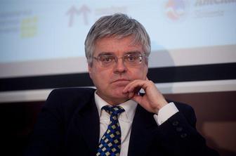 Hribar Milič: Sindikati vsem kopljejo jamo