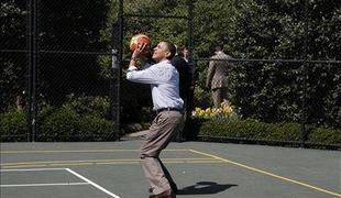 Obama ob nedeljah ni le predsednik, ampak tudi košarkarski trener