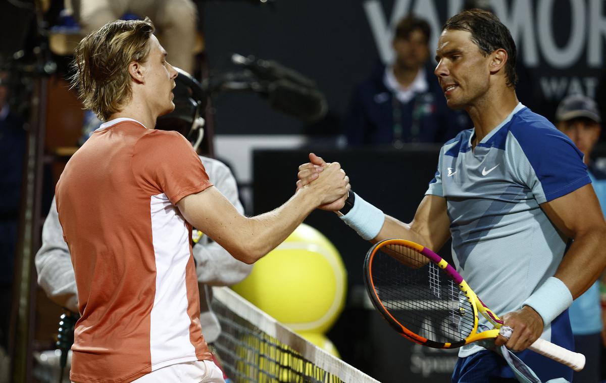 Shapovalov Nadal | Rafael Nadal se je v Rimu poslovil že v osmini finala. | Foto Reuters